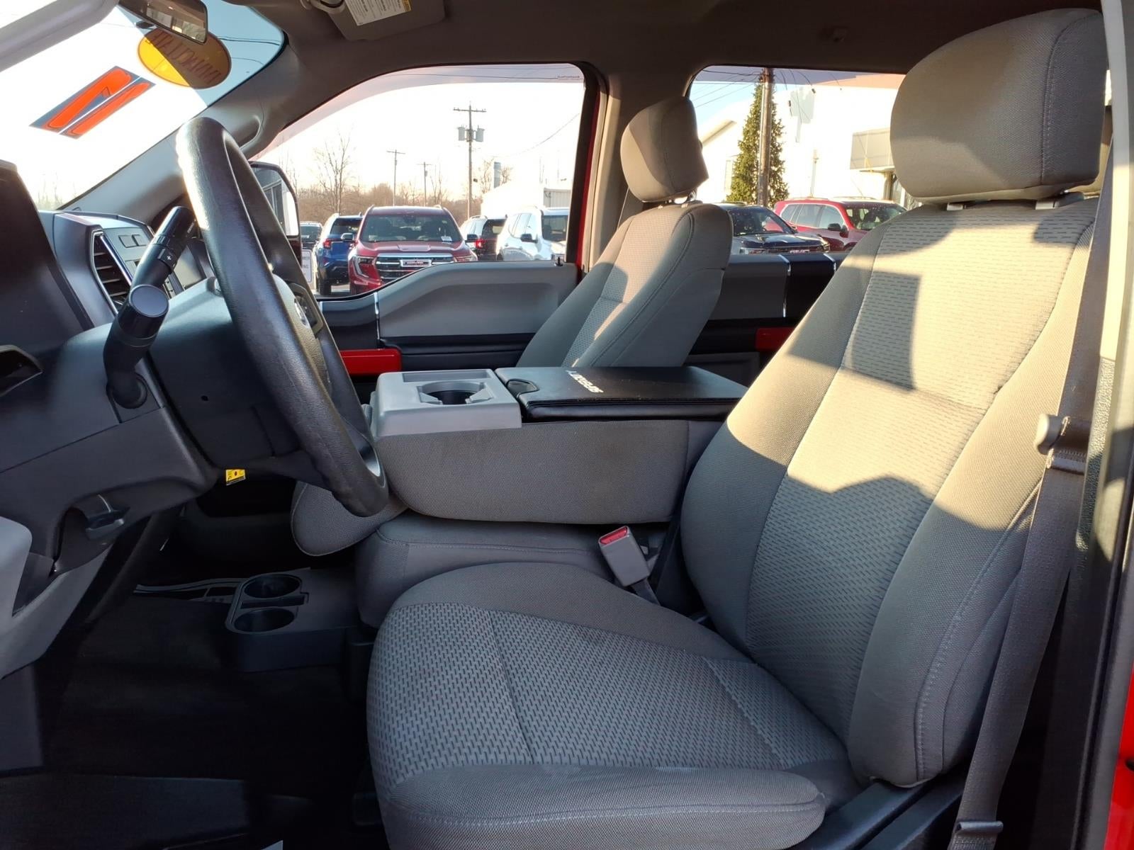 2017 Ford Super Duty F-250 SRW Lariat