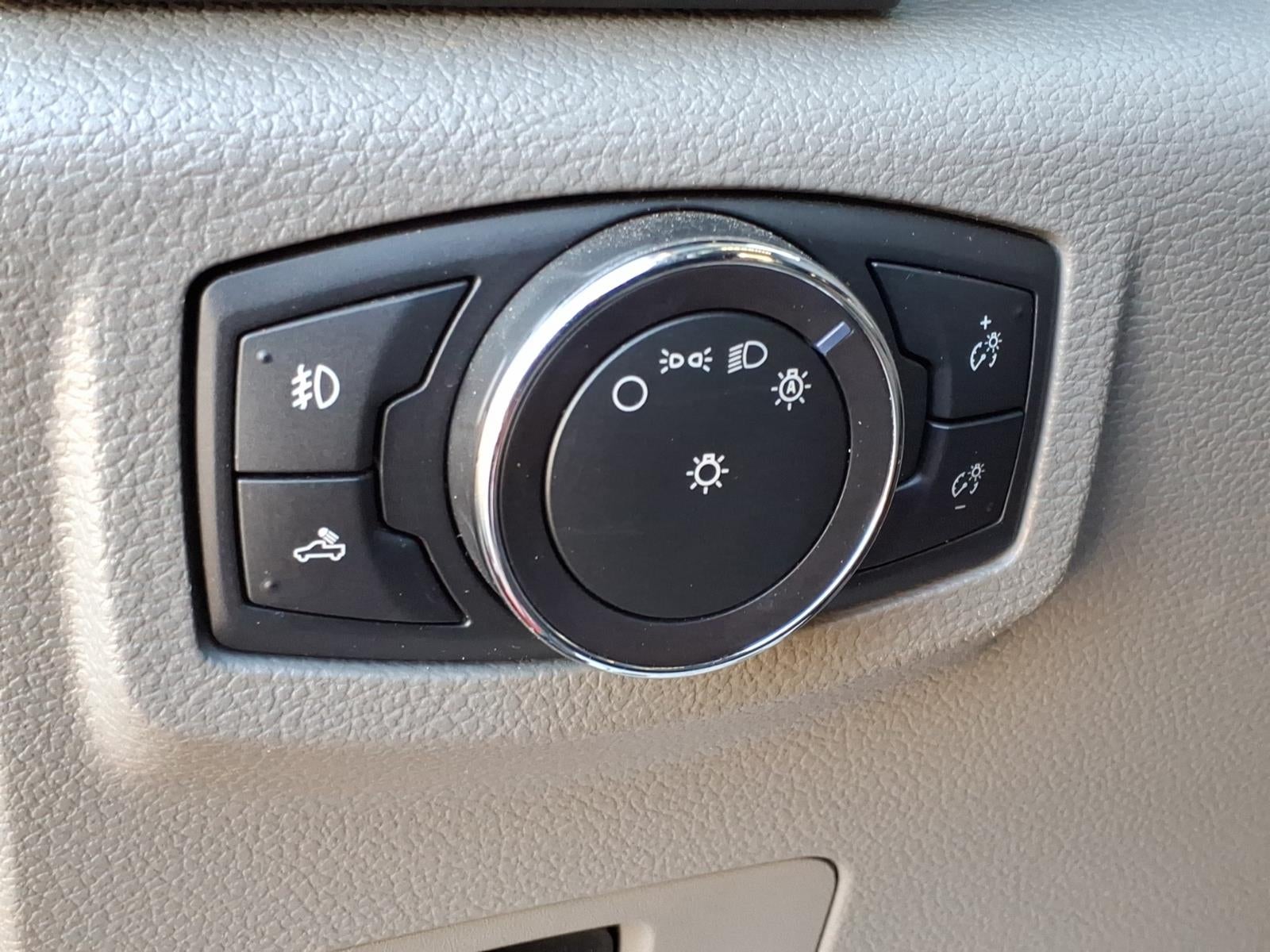 2017 Ford Super Duty F-250 SRW Lariat