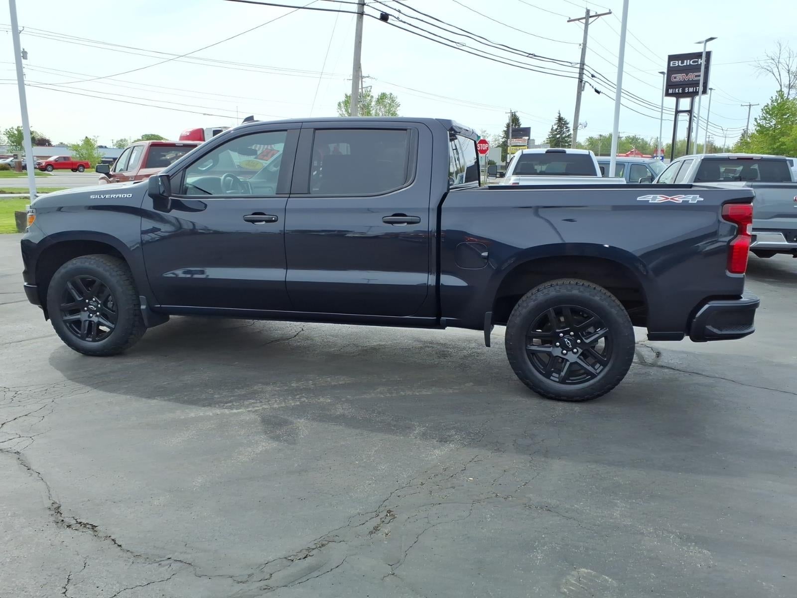 2023 Chevrolet Silverado 1500 Custom