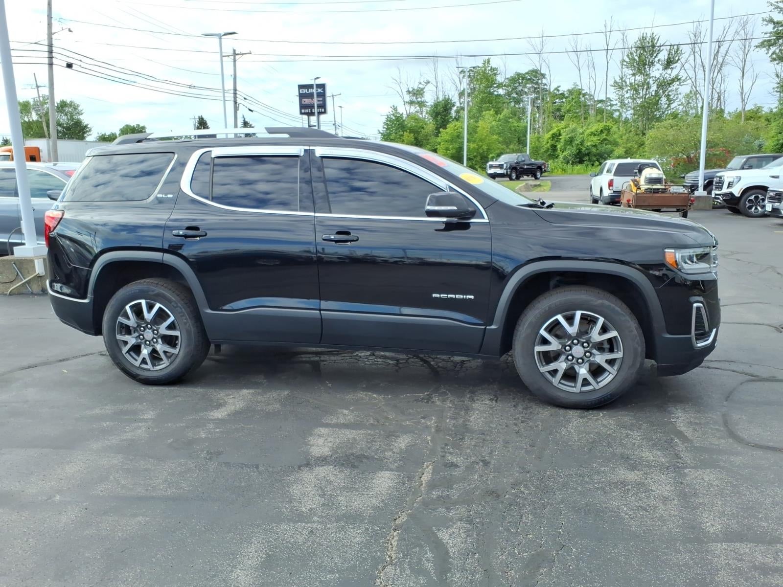 2023 GMC Acadia SLE