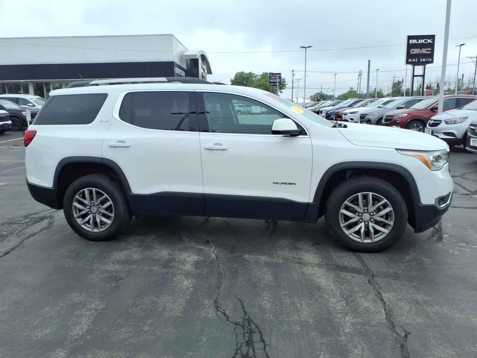 2019 GMC Acadia SLE