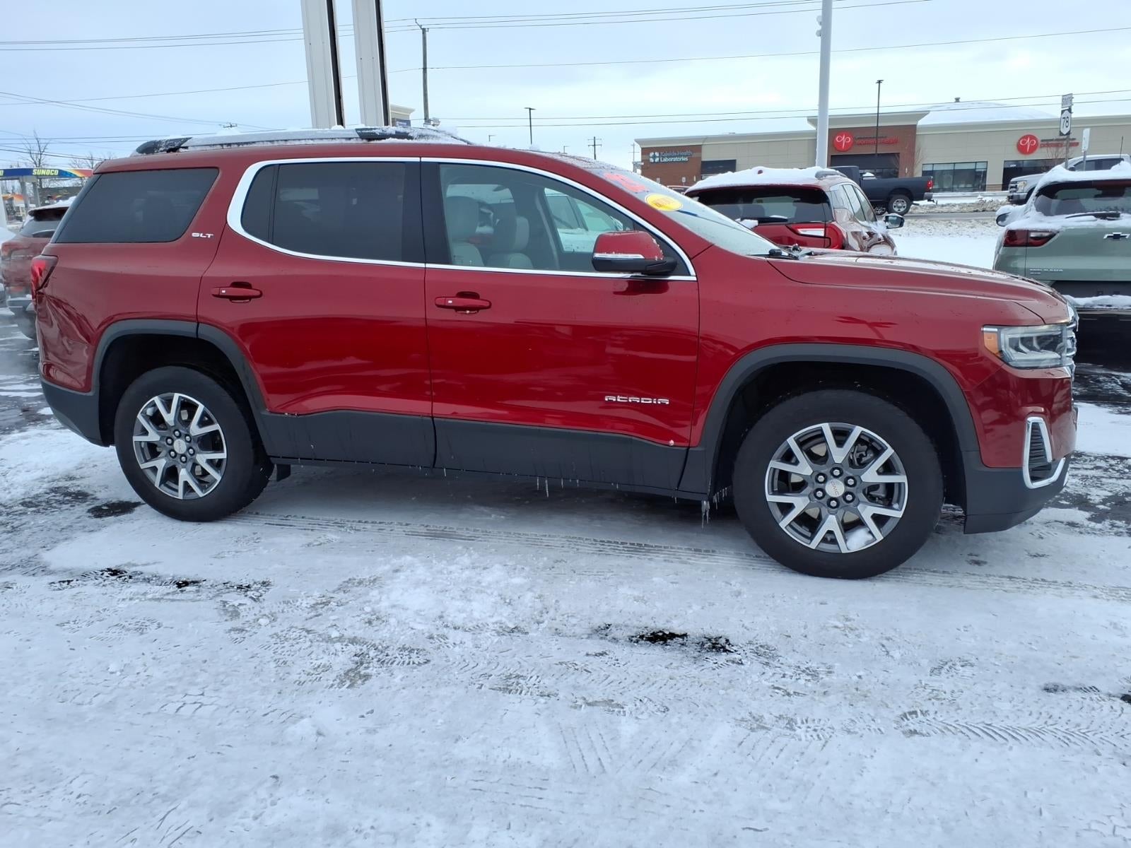 2023 GMC Acadia SLT