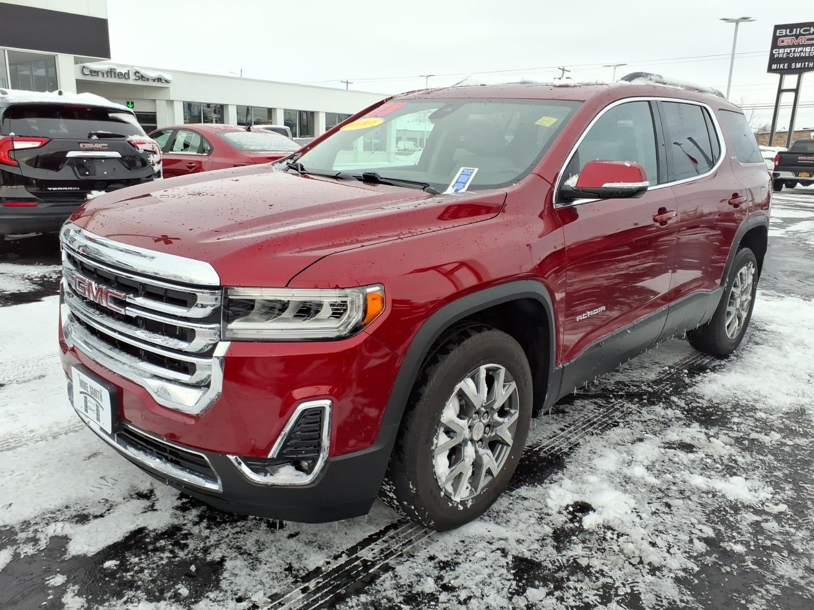 2023 GMC Acadia SLT