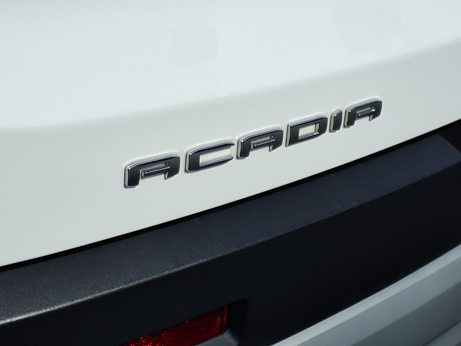 2023 GMC Acadia SLT