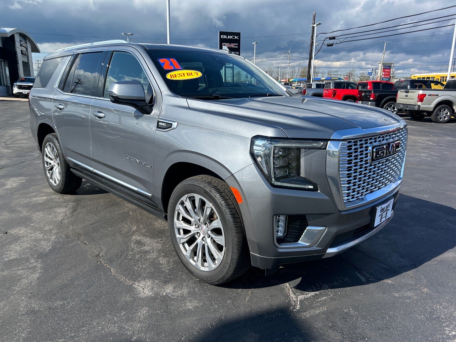 2021 GMC Yukon 4WD Denali's photo