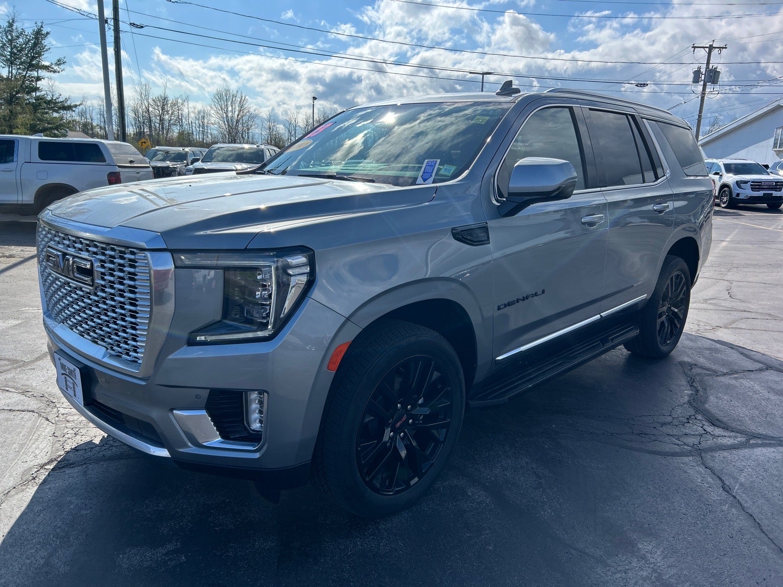 2023 GMC Yukon Denali