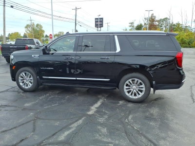 2023 GMC Yukon XL SLT