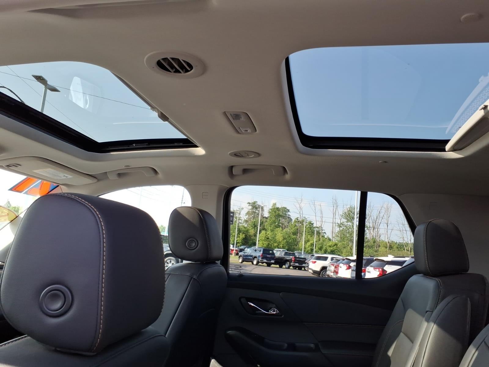 2021 Chevrolet Traverse LT Leather