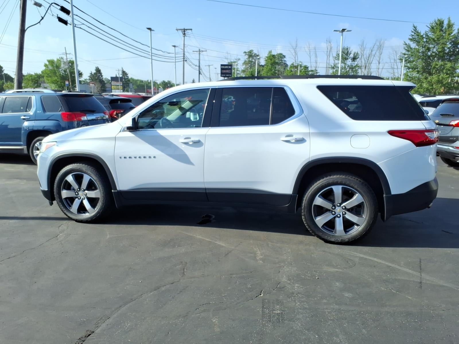 2021 Chevrolet Traverse LT Leather