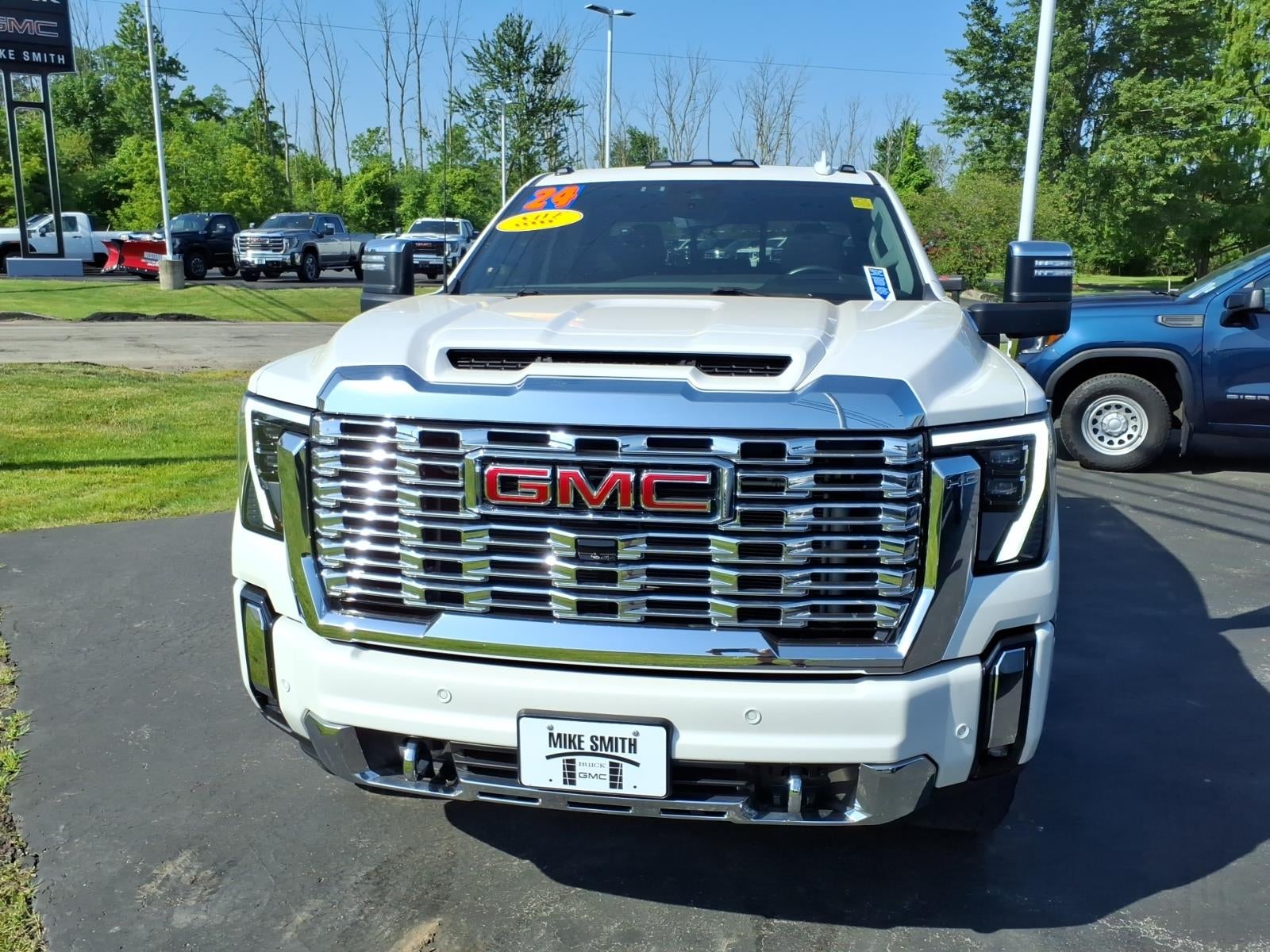 2024 GMC Sierra 2500 HD Denali
