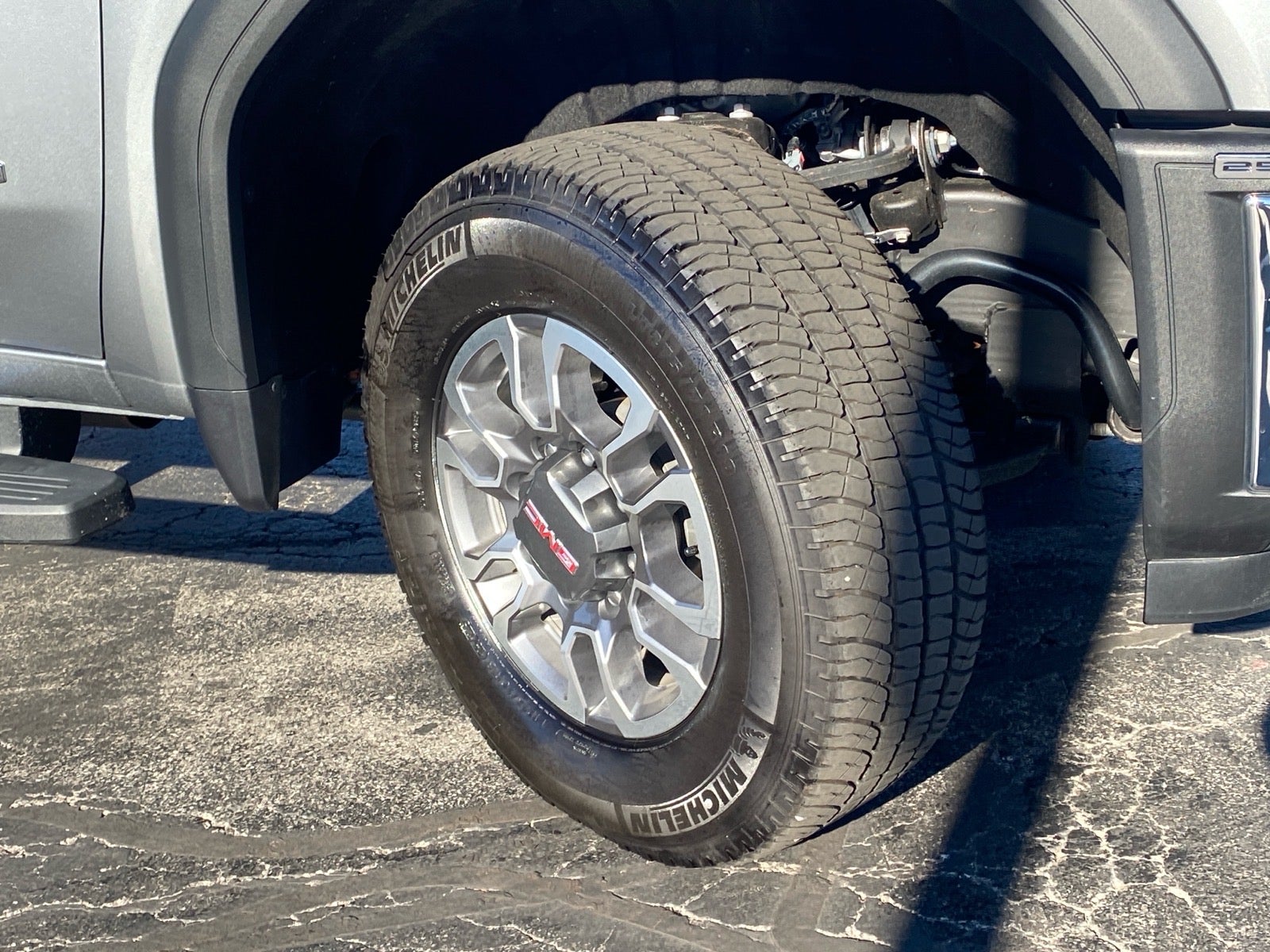 2025 GMC Sierra 2500 HD SLE