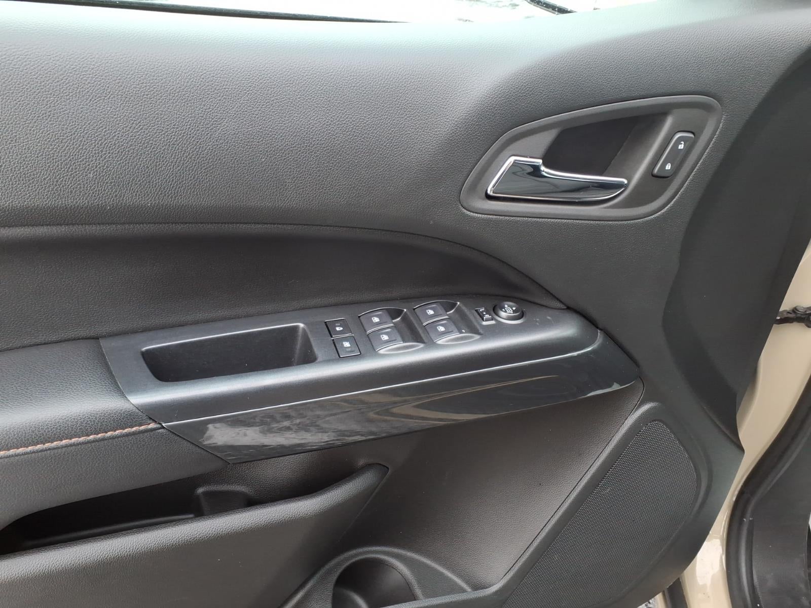 2022 GMC Canyon AT4 - Cloth