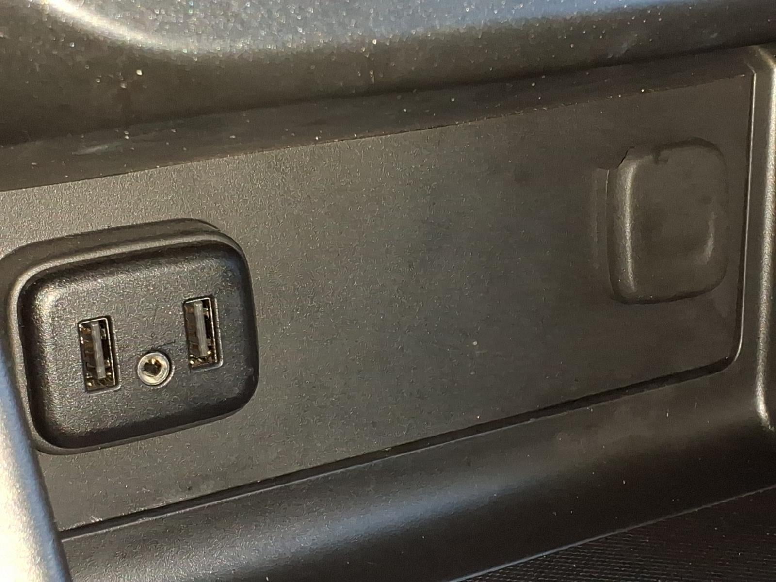 2022 GMC Canyon AT4 - Cloth