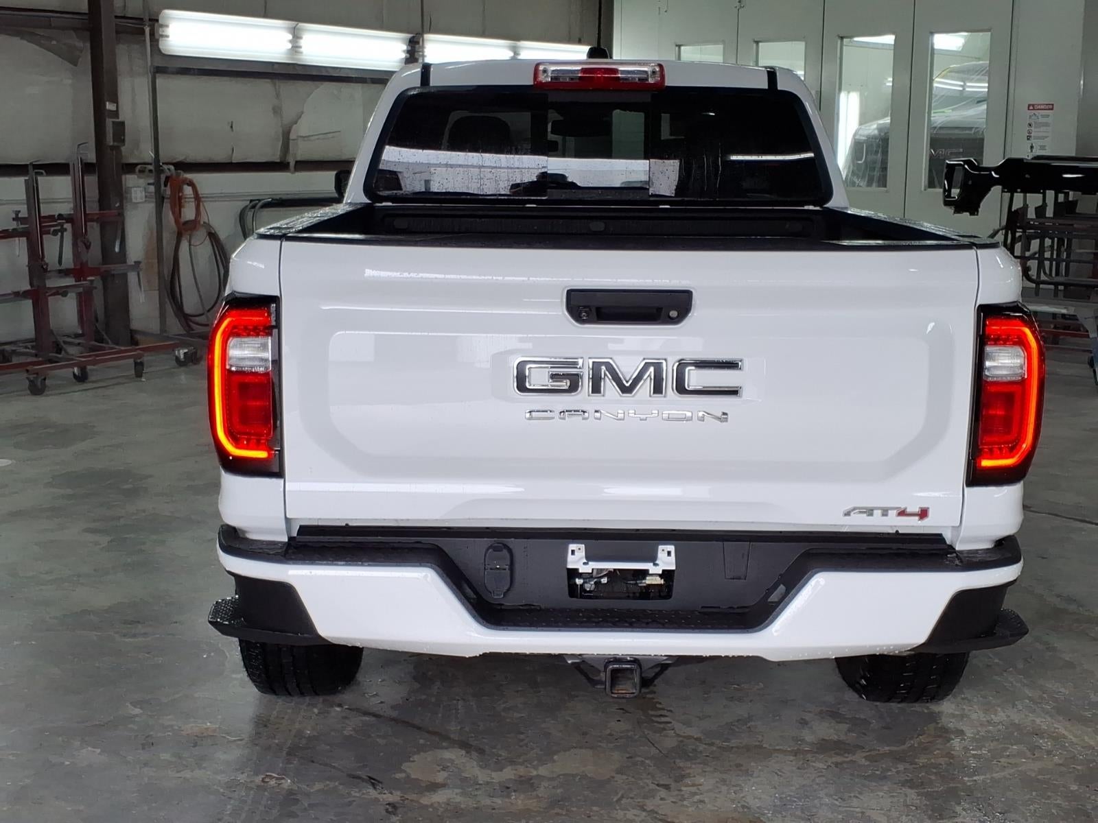 2024 GMC Canyon AT4