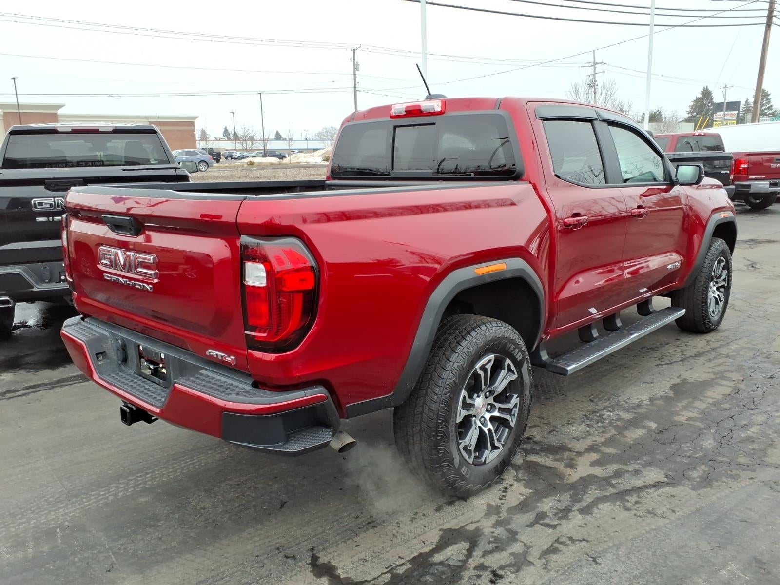 2024 GMC Canyon AT4