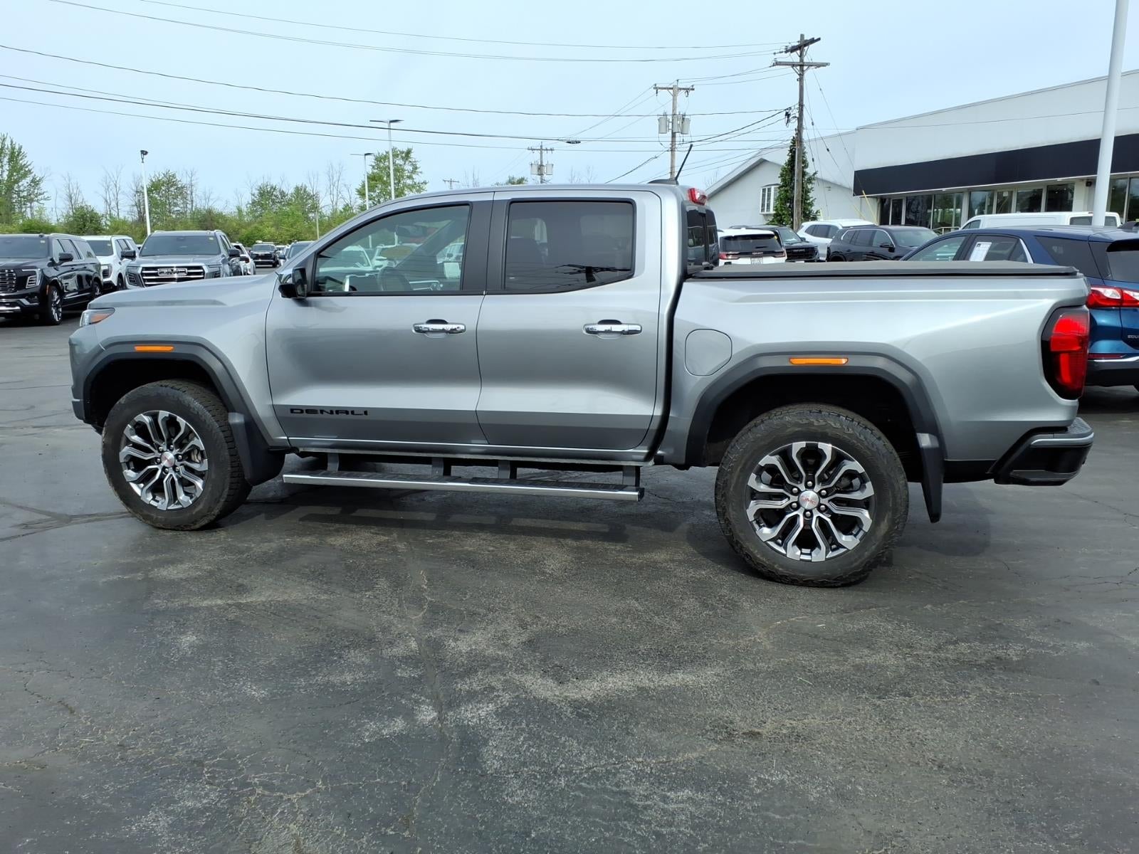 2023 GMC Canyon Denali
