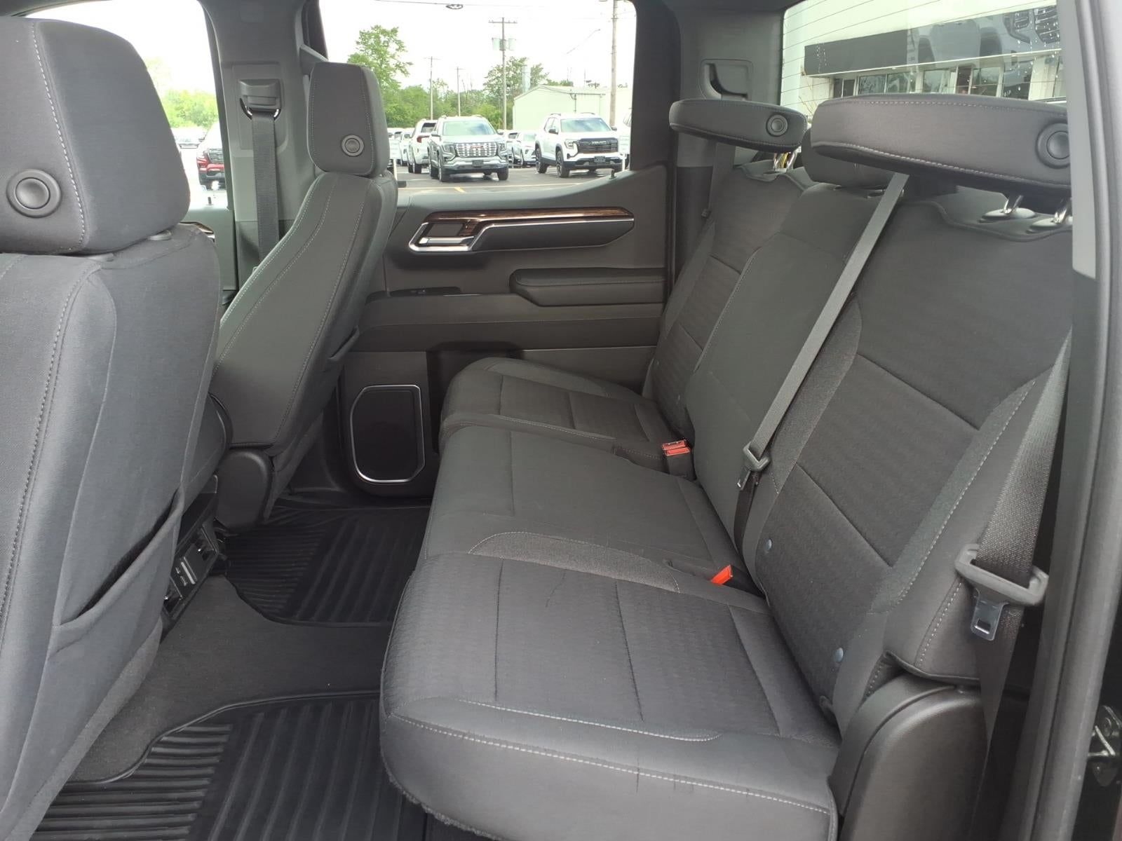 2023 GMC Sierra 1500 SLE