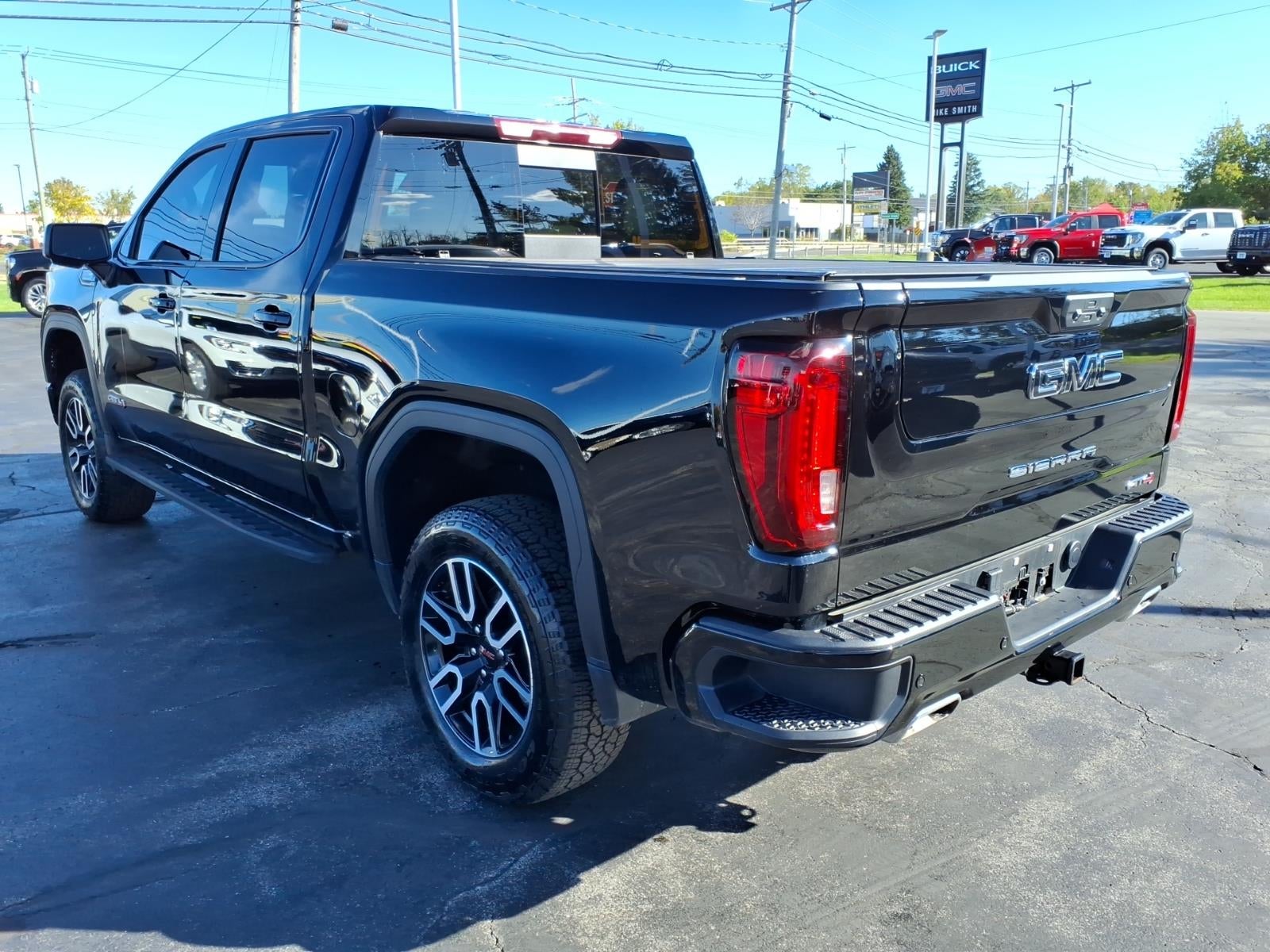 2025 GMC Sierra 1500 AT4