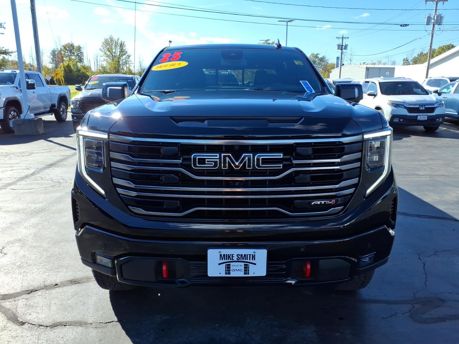 2025 GMC Sierra 1500 AT4