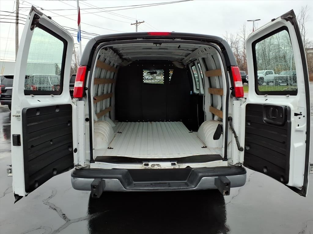 2021 GMC Savana Cargo 2500 Work Van