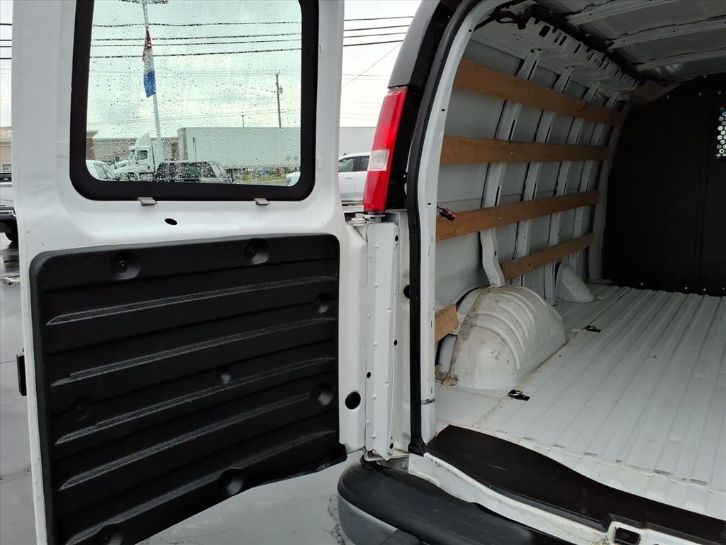 2021 GMC Savana Cargo 2500 Work Van