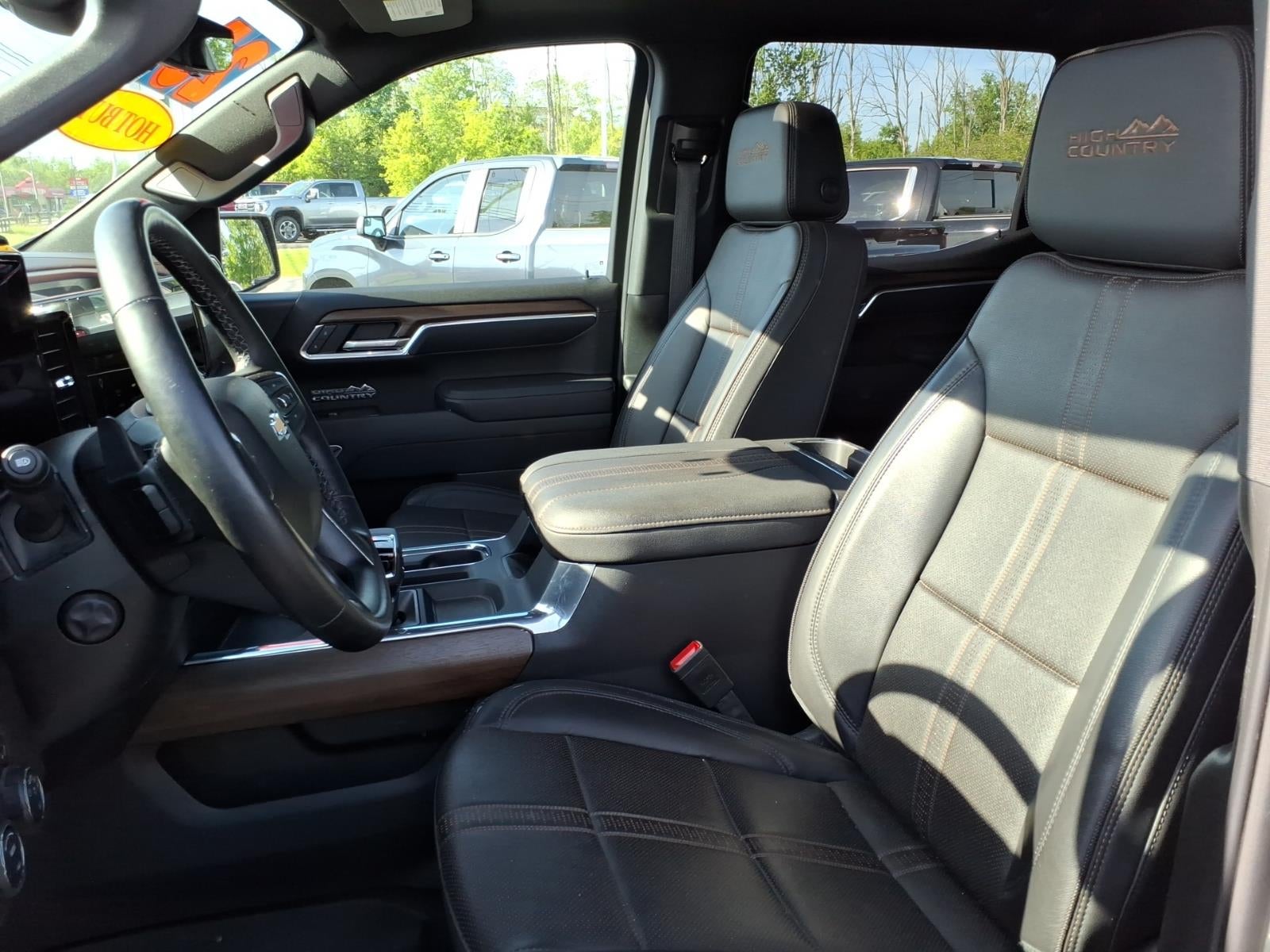 2025 Chevrolet Silverado 1500 High Country