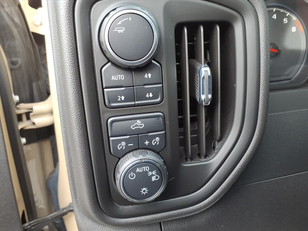 2023 Chevrolet Silverado 1500 Custom Trail Boss