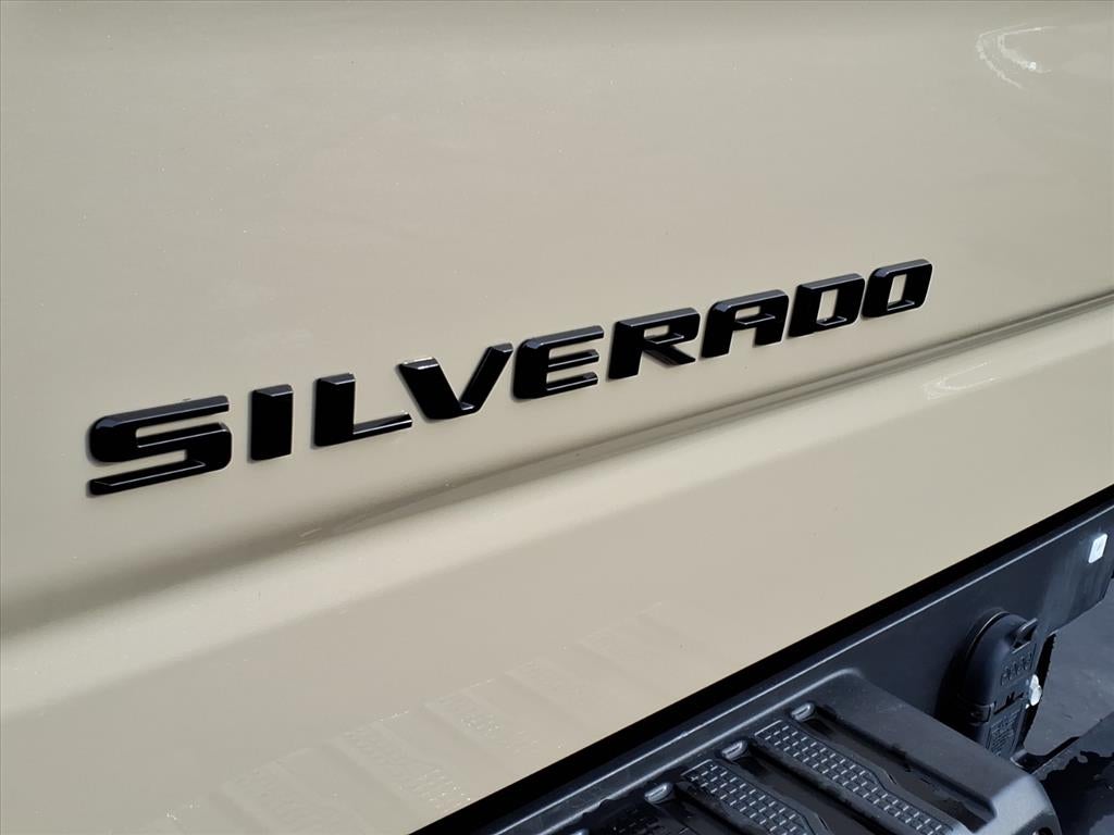 2023 Chevrolet Silverado 1500 Custom Trail Boss