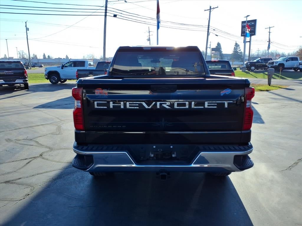2023 Chevrolet Silverado 1500 LT (2FL)