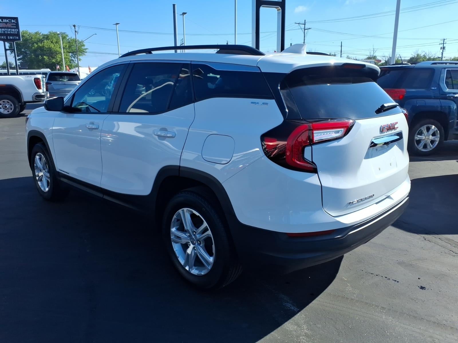 2023 GMC Terrain SLE