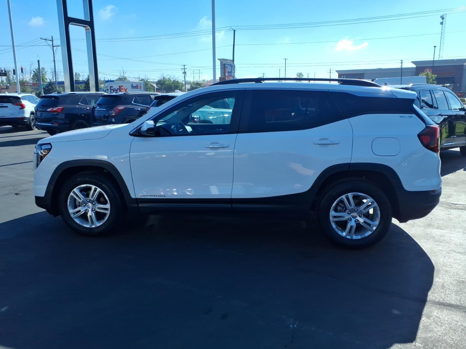 2023 GMC Terrain SLE