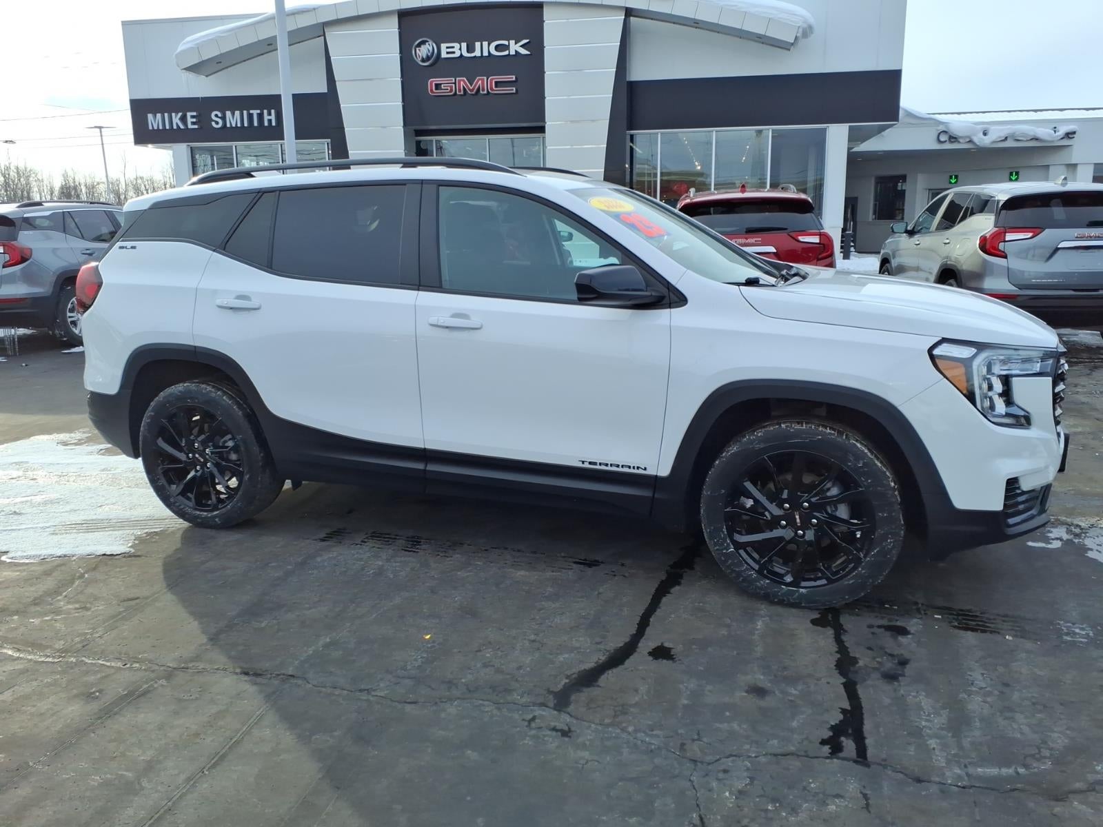 2023 GMC Terrain SLE