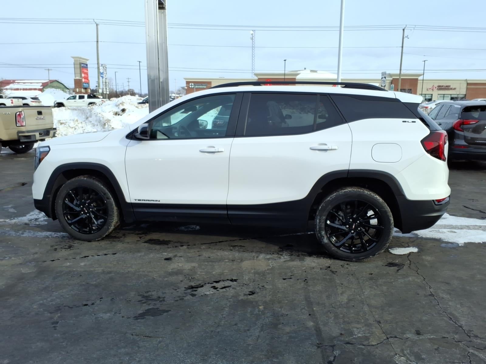 2023 GMC Terrain SLE