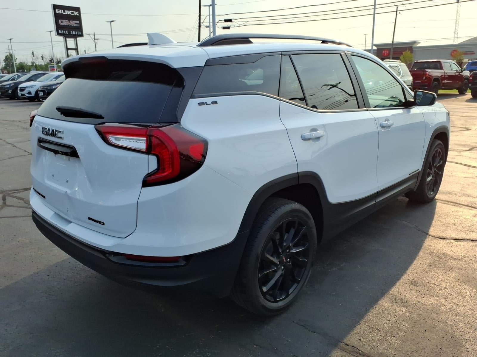 2023 GMC Terrain SLE