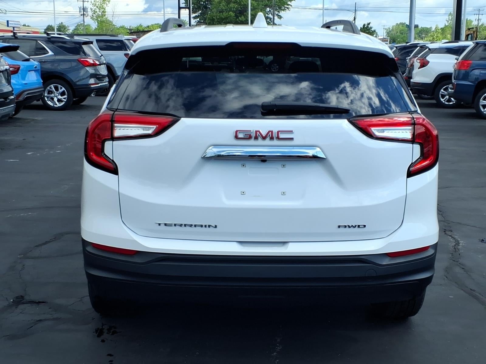 2024 GMC Terrain SLE