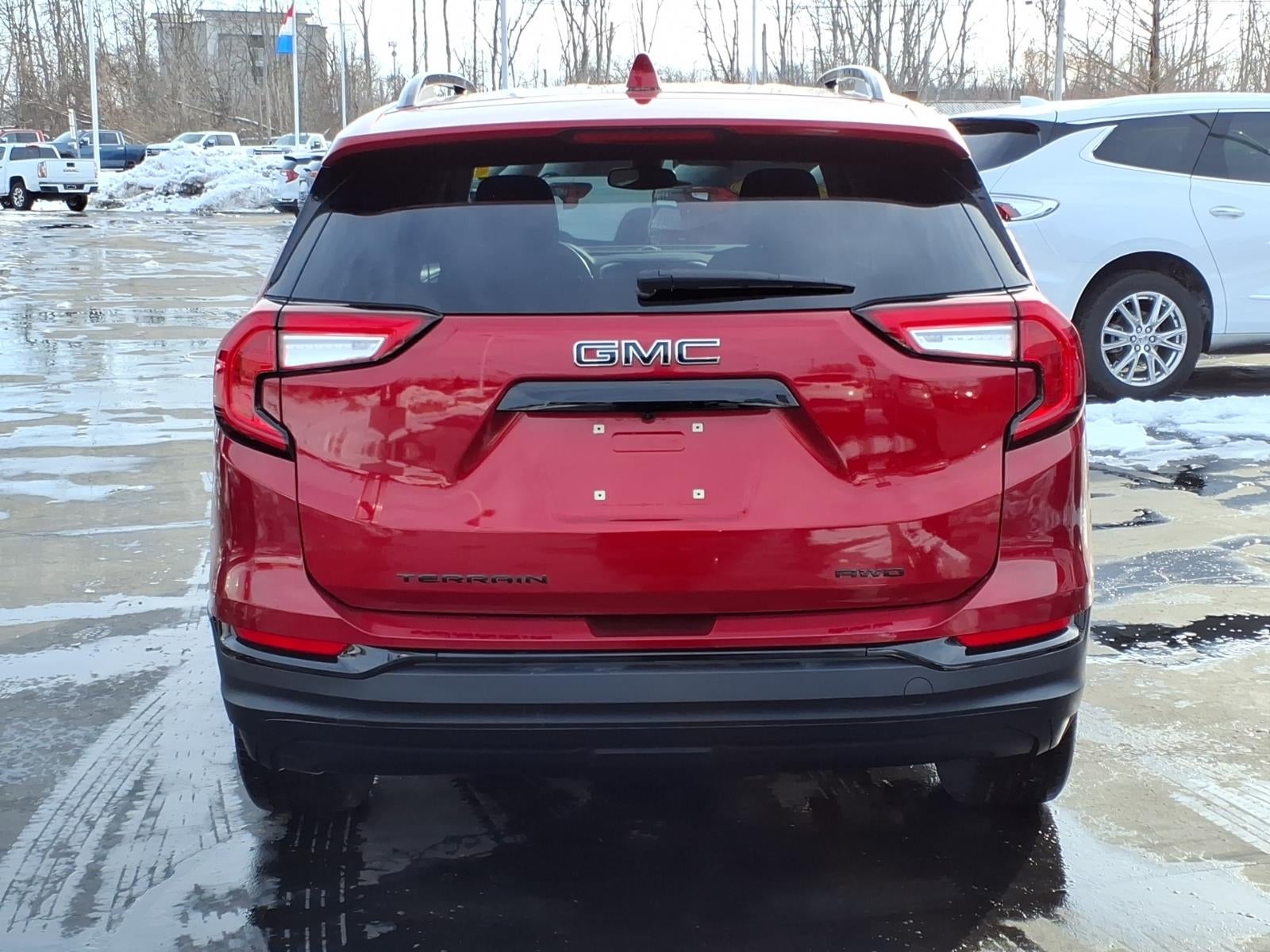 2023 GMC Terrain SLE