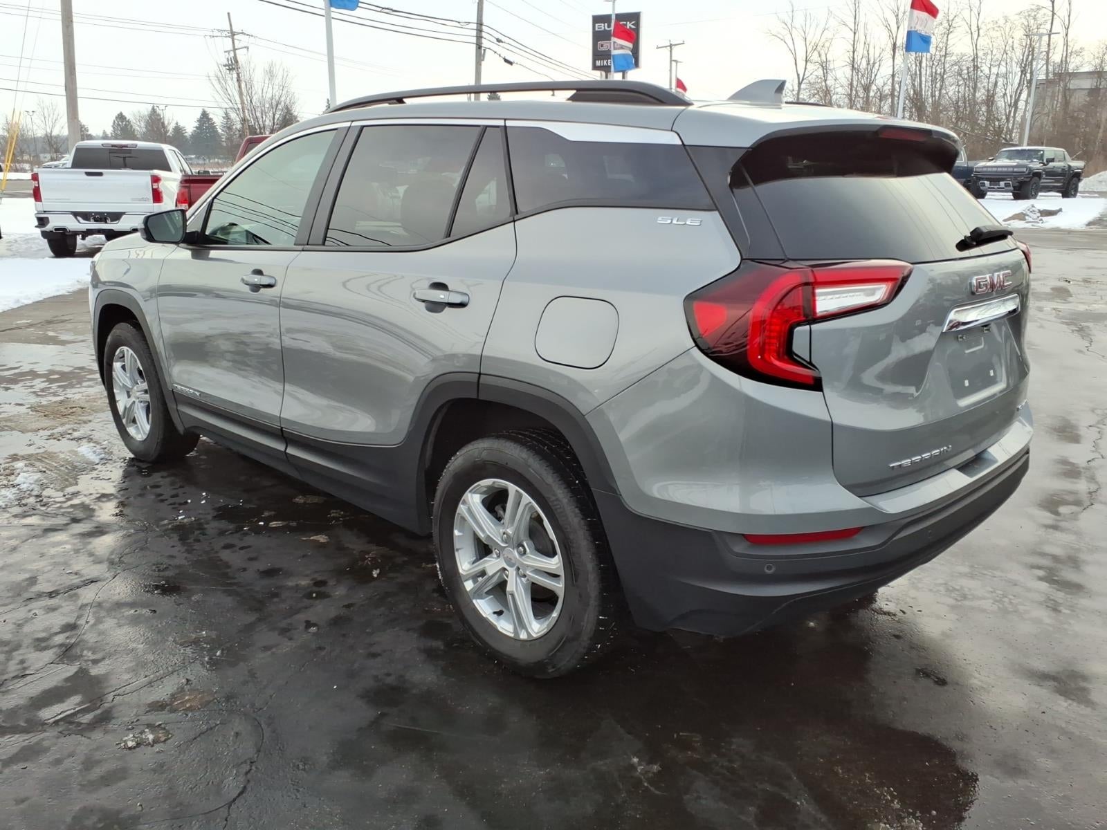 2024 GMC Terrain SLE