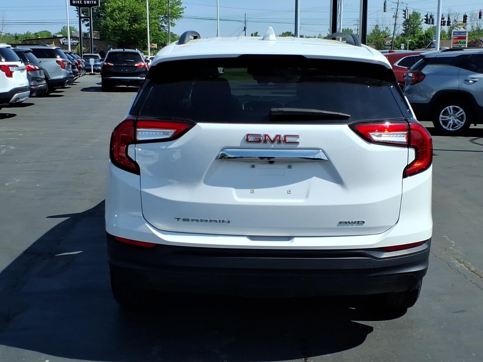 2024 GMC Terrain SLE