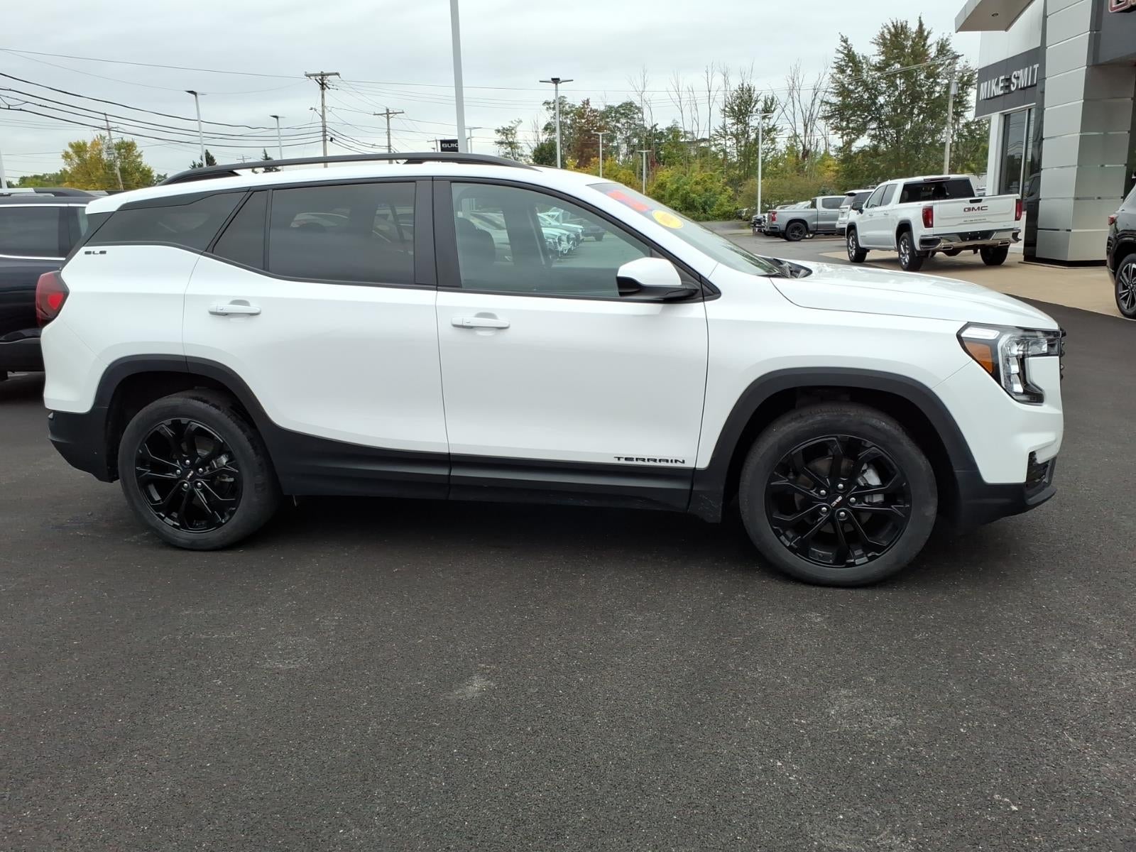 2022 GMC Terrain SLE