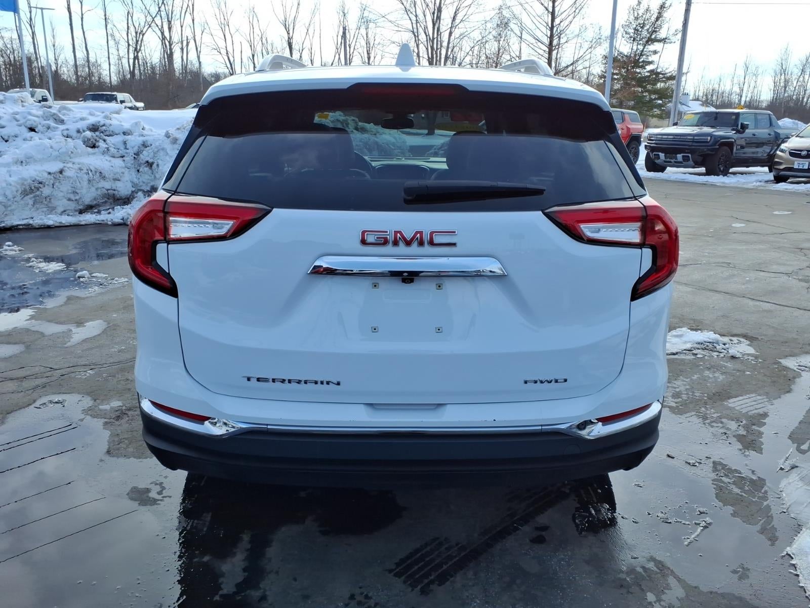 2022 GMC Terrain SLT