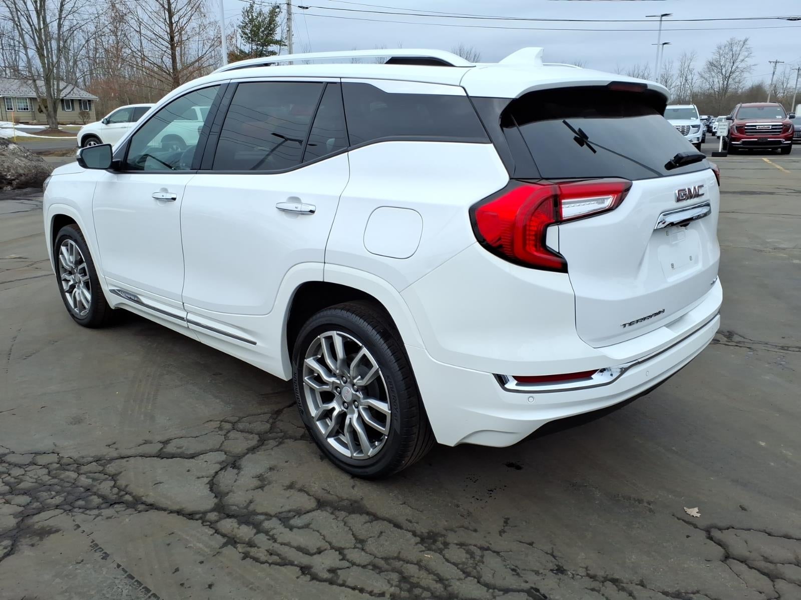 2023 GMC Terrain Denali