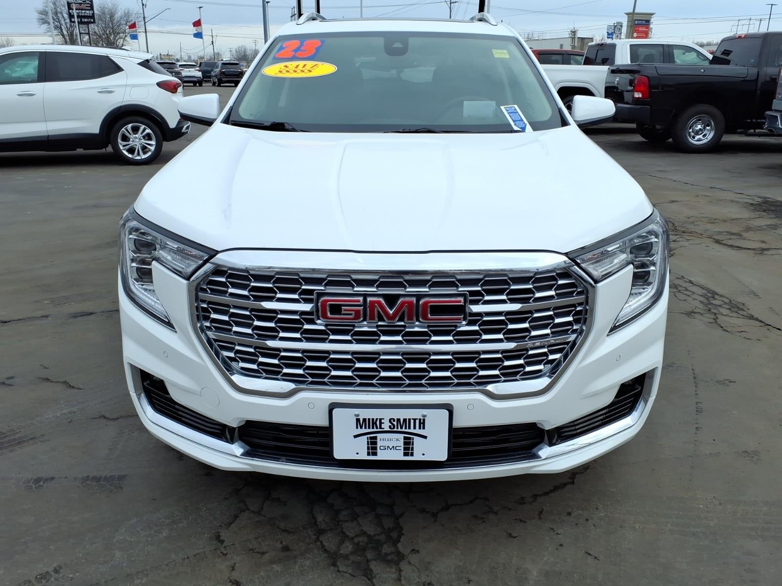 2023 GMC Terrain Denali