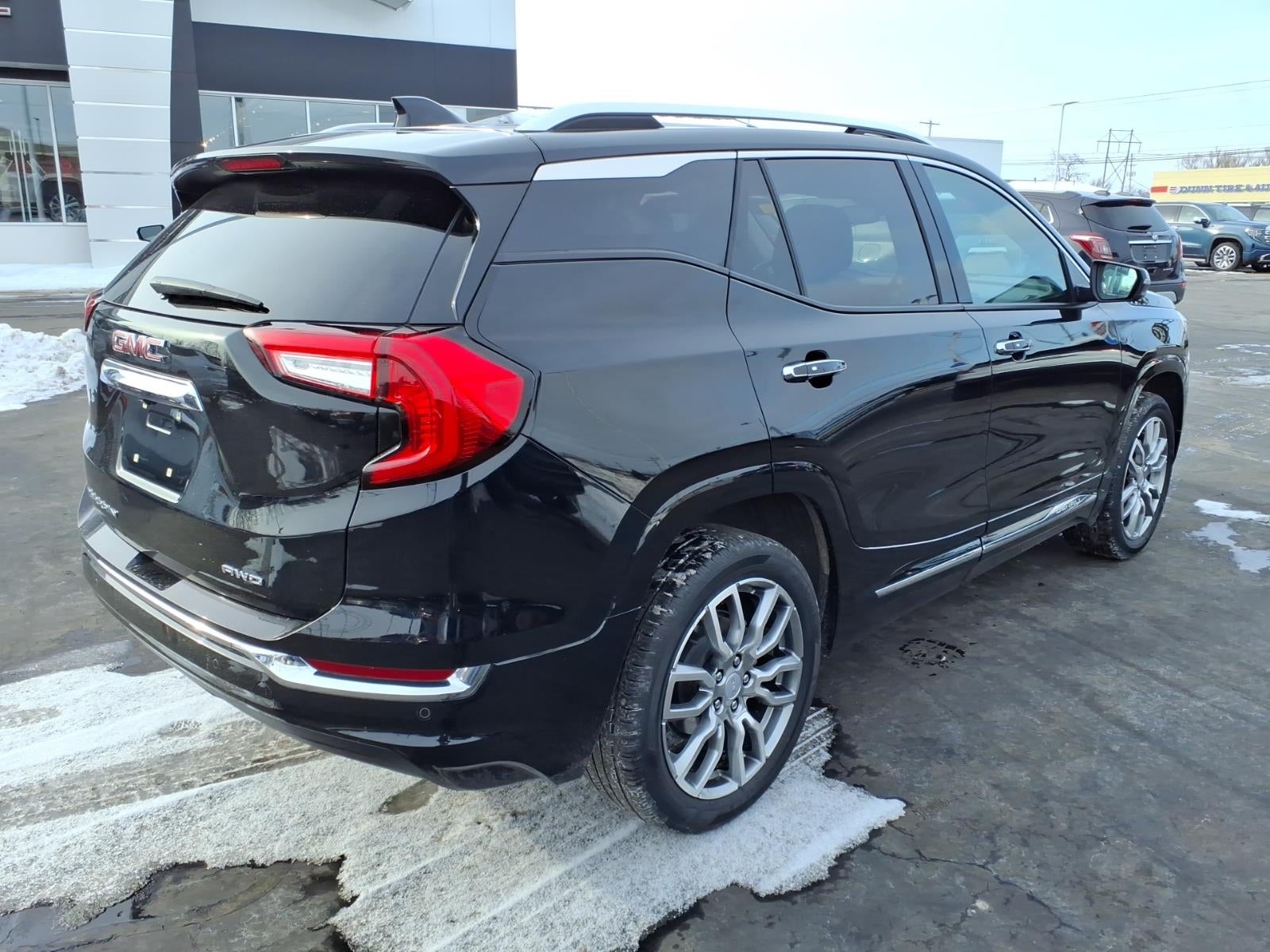 2023 GMC Terrain Denali