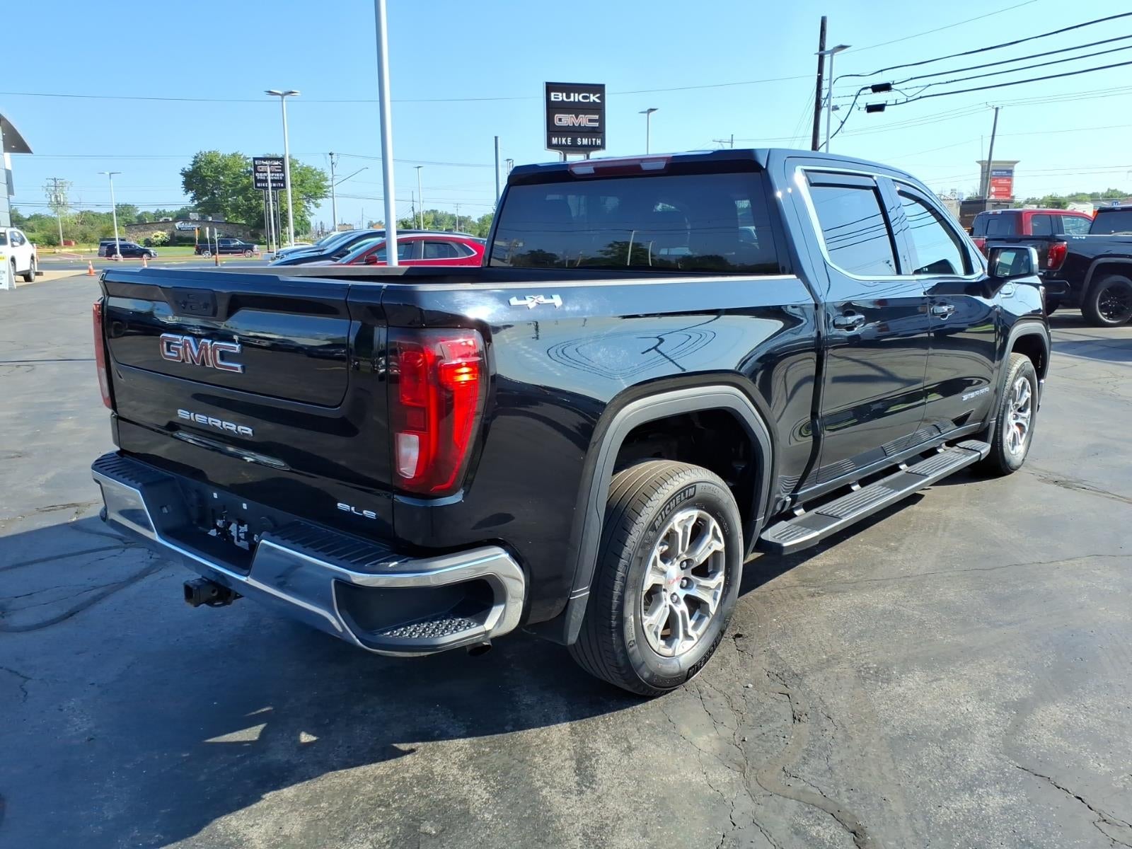 2023 GMC Sierra 1500 SLE