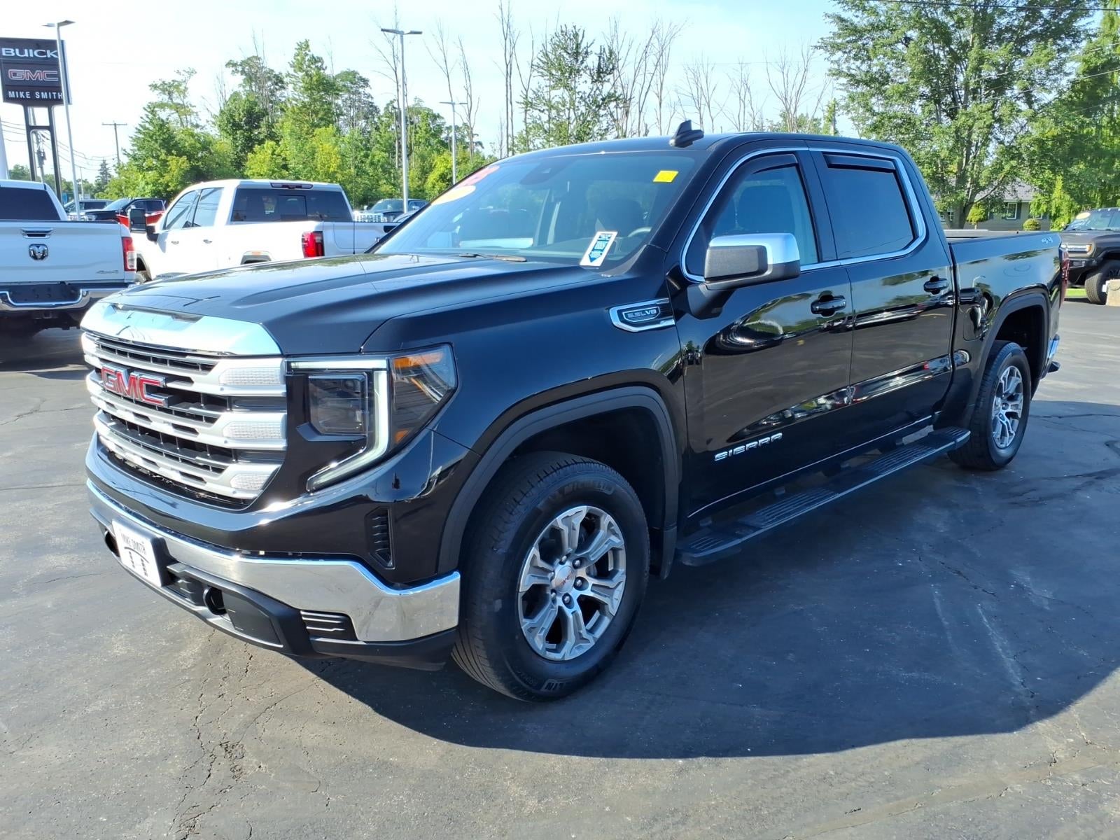2023 GMC Sierra 1500 SLE