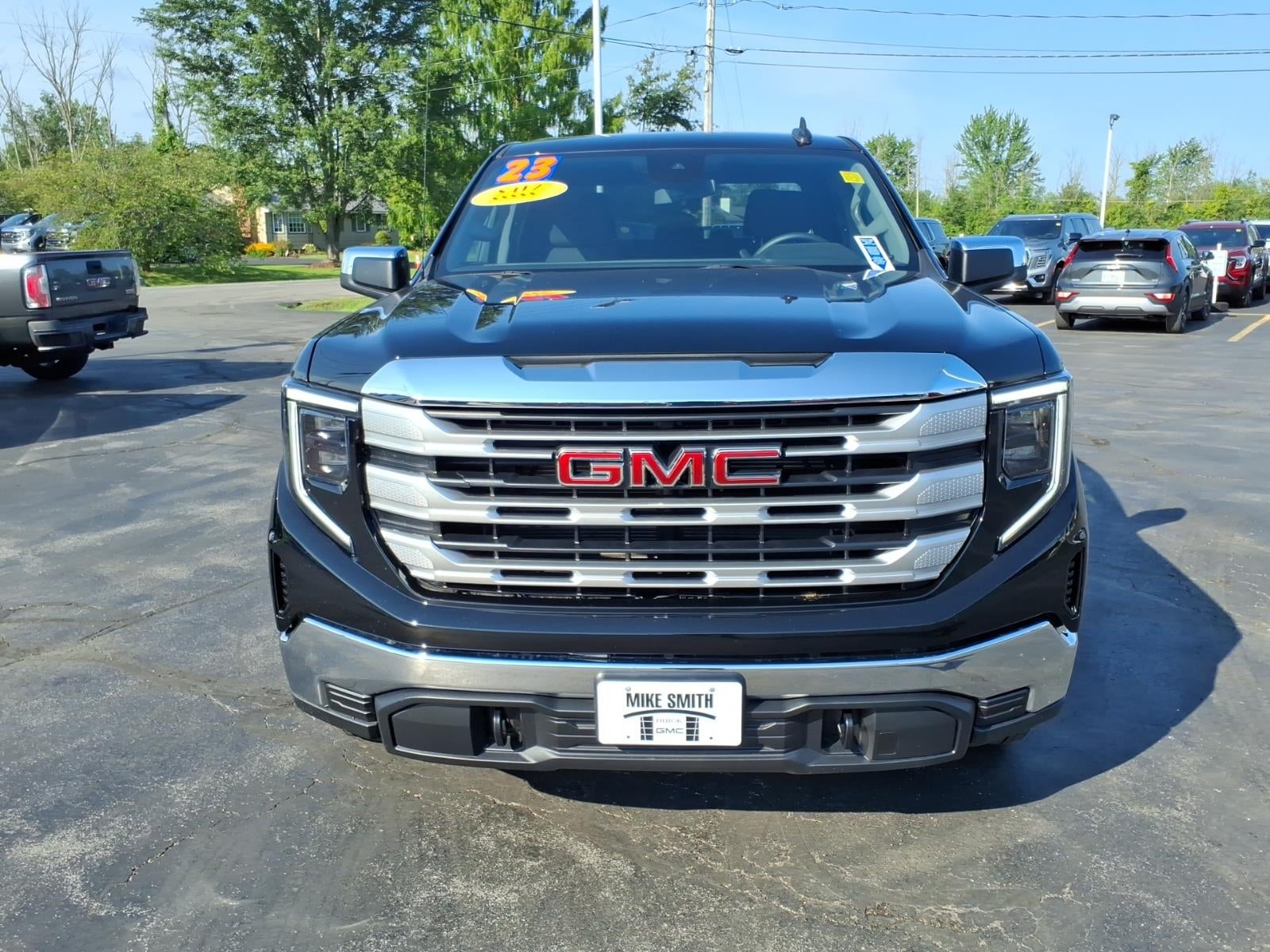 2023 GMC Sierra 1500 SLE