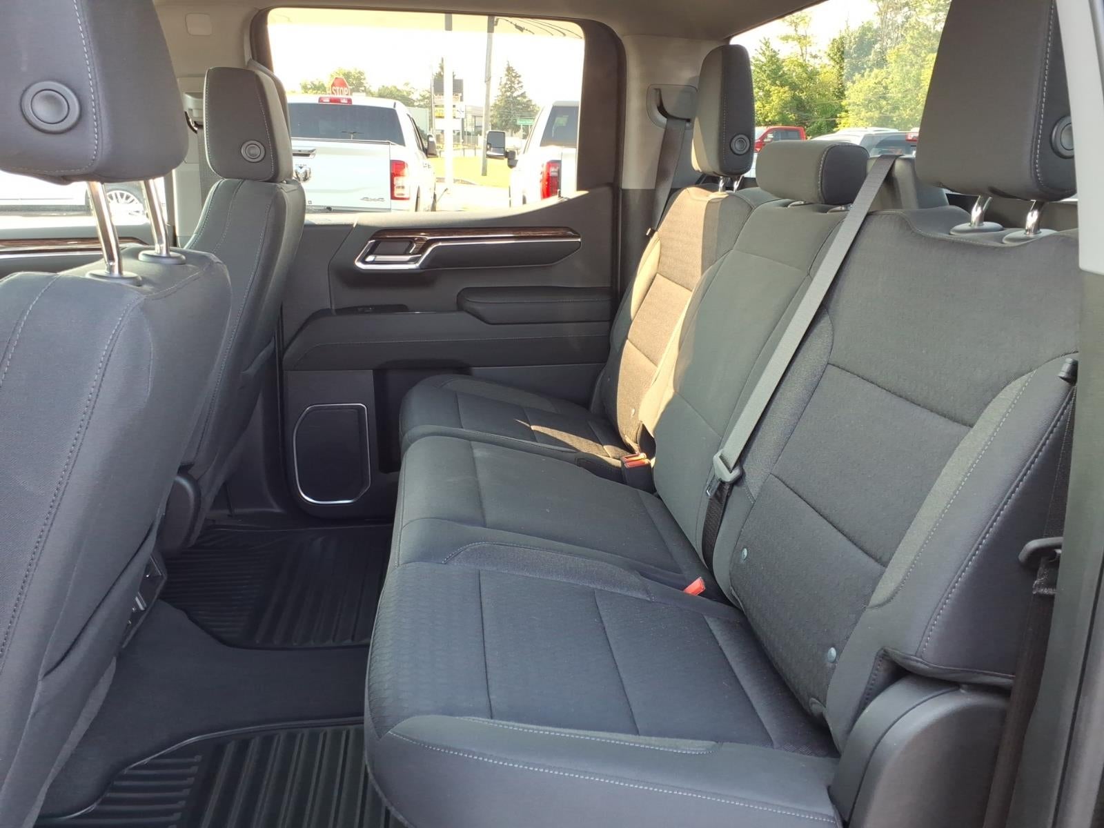 2023 GMC Sierra 1500 SLE