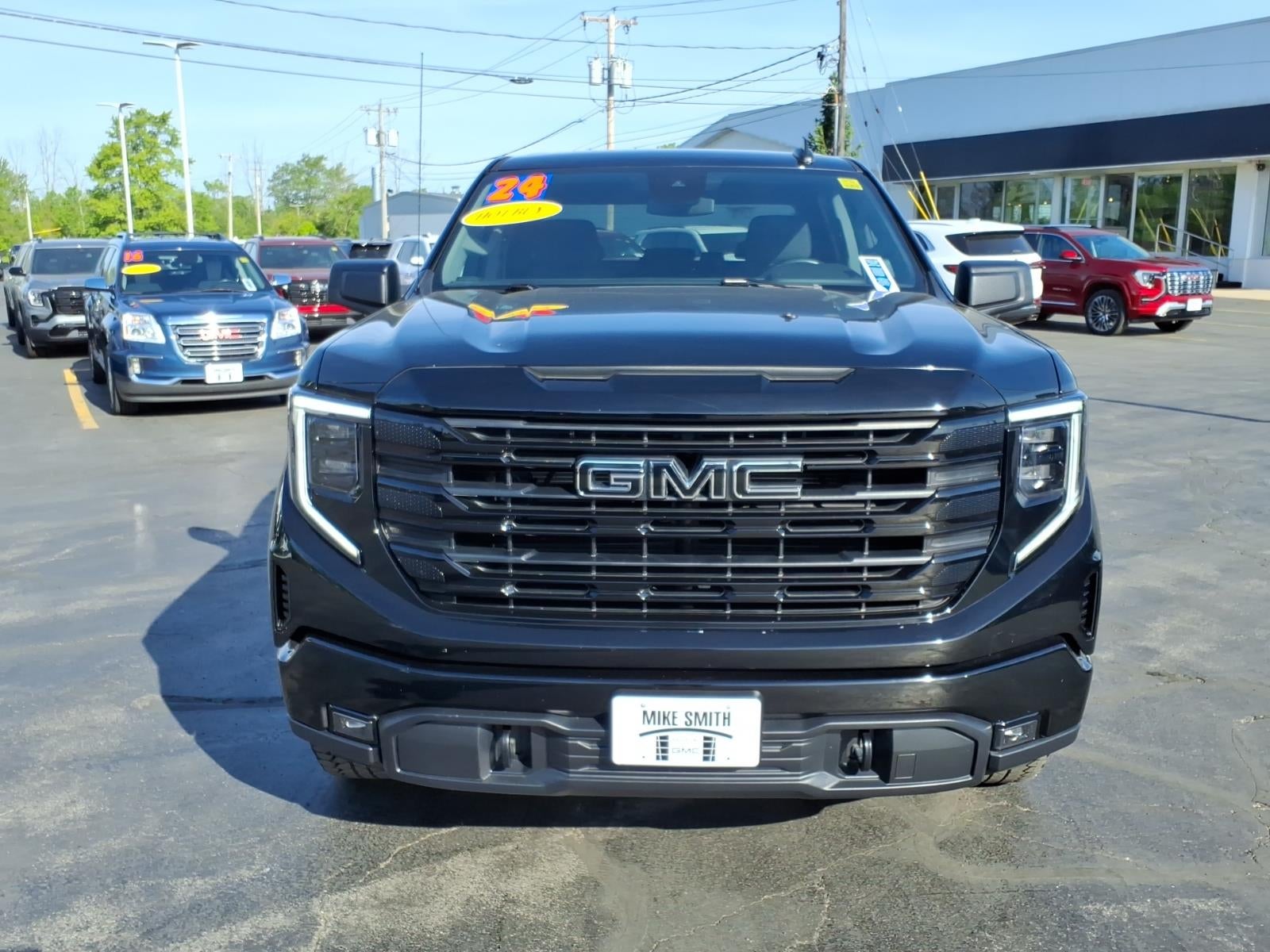 2024 GMC Sierra 1500 Elevation