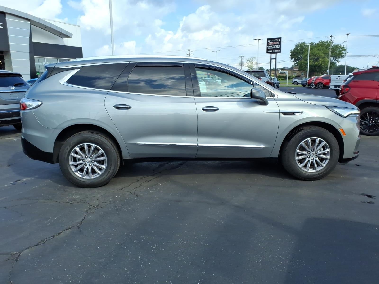 2024 Buick Enclave Essence