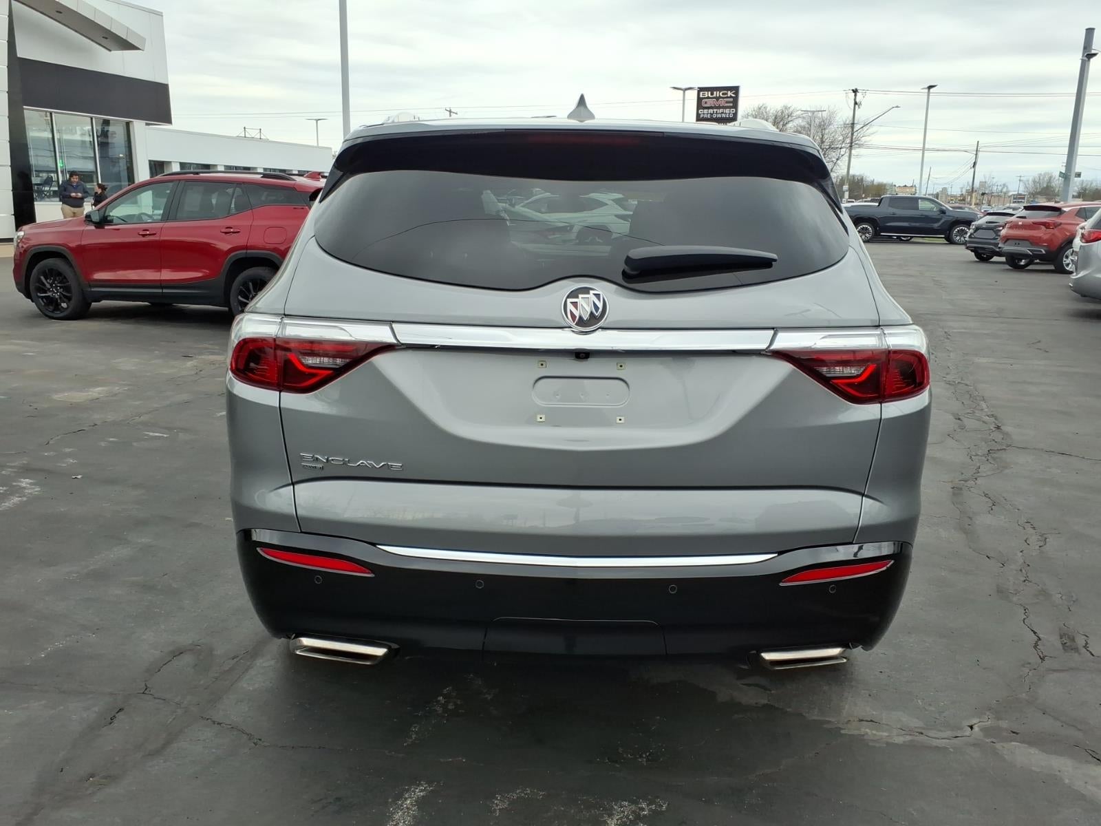 2023 Buick Enclave Essence